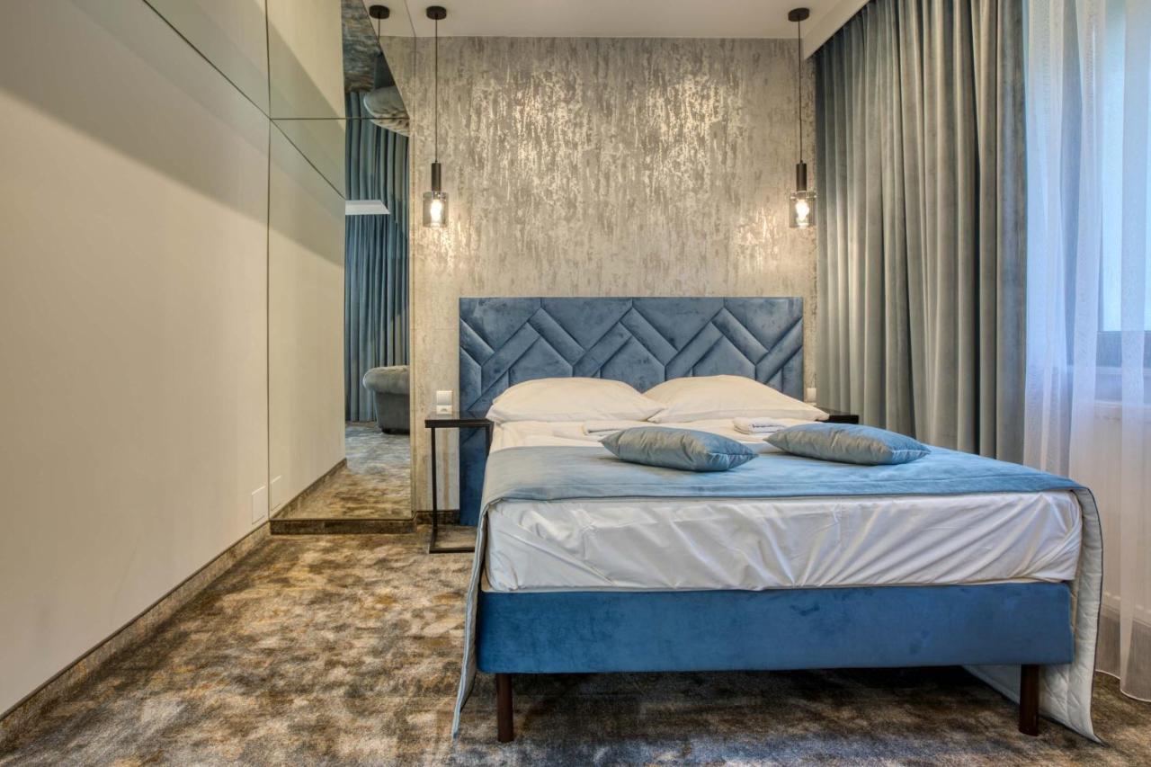 Hotel & Spa Bialy Dom 프르지소비체 외부 사진